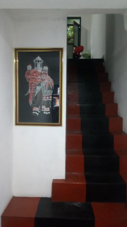 Relax Home Rambukkana المظهر الخارجي الصورة